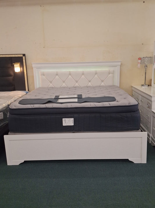 White King Pompei Bedroom Set Trading Post
