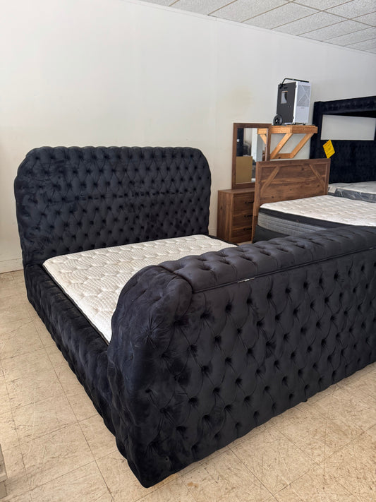 Used King Black TV Bedroom Set Trading Post