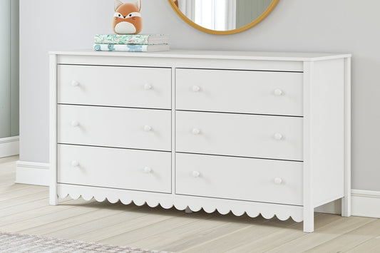 Hallityn Six Drawer Dresser Signature Design by Ashley®