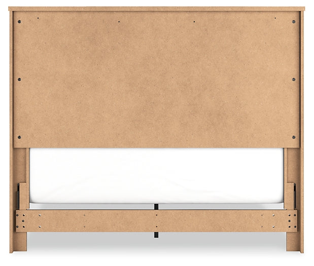 Nanforth Queen Panel Bed with Dresser Signature Design by Ashley®