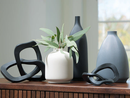 Leithick Accessory Set (5/CN) Signature Design by Ashley®