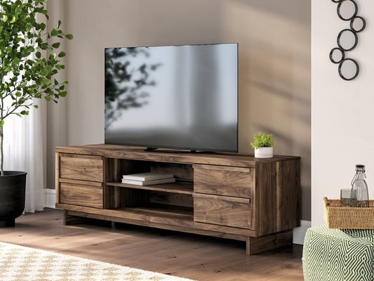 Zadilyn XL TV Stand w/Fireplace Option Signature Design by Ashley®