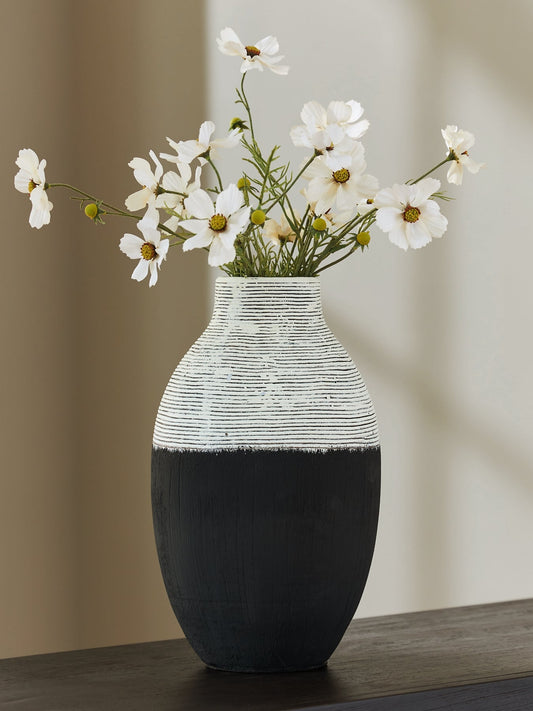 Girtha Vase Signature Design by Ashley®