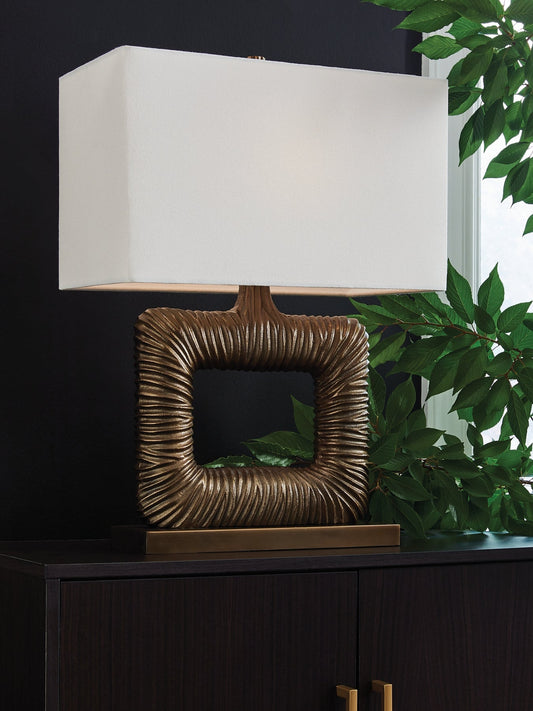 Garronby Metal Table Lamp (1/CN) Signature Design by Ashley®