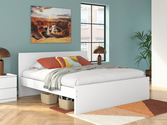 Onita King Panel Platform Bed Signature Design by Ashley®