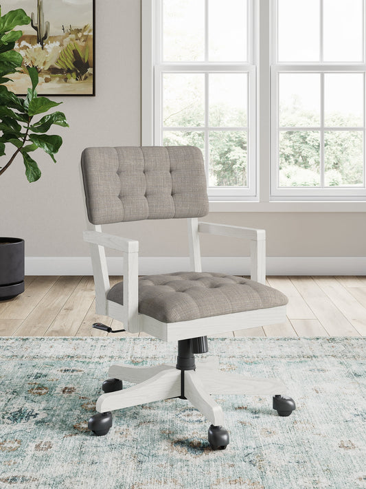 Robbinsdale Home Office Desk Chair (1/CN) Signature Design by Ashley®