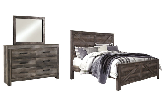 Wynnlow King Crossbuck Panel Bed with Mirrored Dresser Signature Design by Ashley®