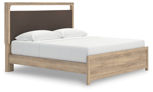 Kinlanni King Upholstered Platform Bed Signature Design by Ashley®