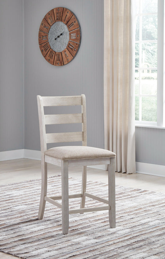 Skempton Upholstered Barstool (2/CN) Signature Design by Ashley®
