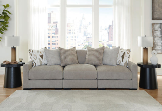 Aslan Court 3-Piece Sofa Sectional Benchcraft®