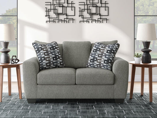 Triston-Peaks Loveseat Benchcraft®