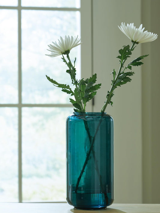 Inisland Vase Signature Design by Ashley®