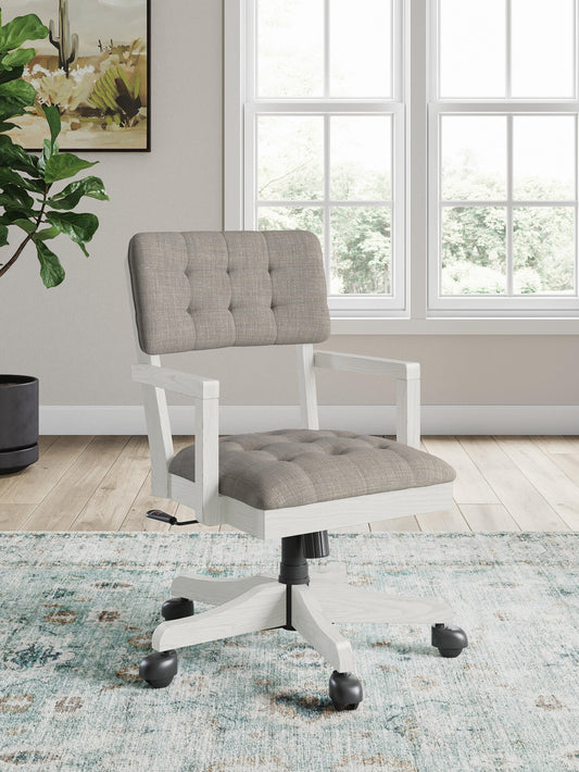 Robbinsdale Home Office Desk Chair (1/CN) Signature Design by Ashley®