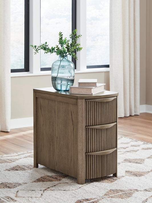 Camdill Chair Side End Table Signature Design by Ashley®