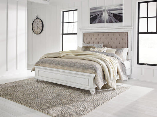Kanwyn Panel Bed, Dresser And Mirror Benchcraft®