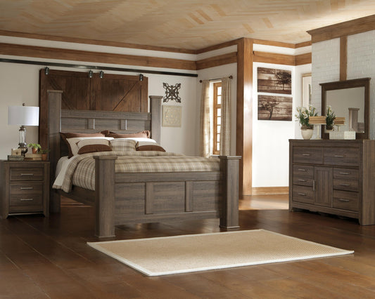Juararo Poster Bed With Mirrored Dresser Signature Design by Ashley®
