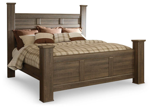 Juararo Poster Bed With Mirrored Dresser And Nightstand Signature Design by Ashley®