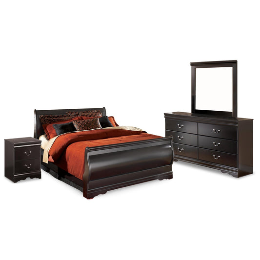 Huey Vineyard Sleigh Bed With Mirrored Dresser And Nightstand Signature Design by Ashley®
