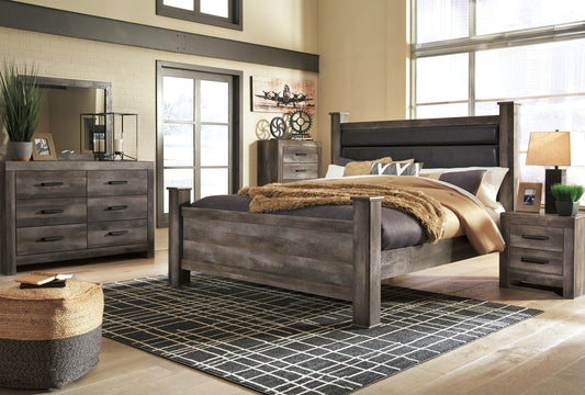 Wynnlow Poster Bed With Mirrored Dresser Signature Design by Ashley®