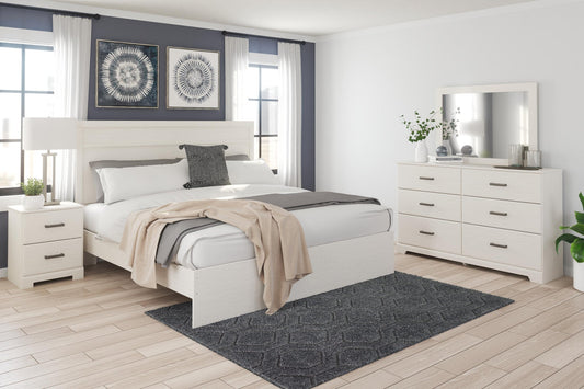 Stelsie Panel Bed With Mirrored Dresser And Nightstand Signature Design by Ashley®