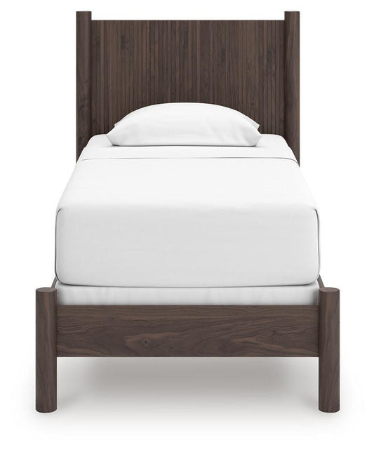 Pamytta Panel Bed, Dresser, Mirror And Nightstand Signature Design by Ashley®