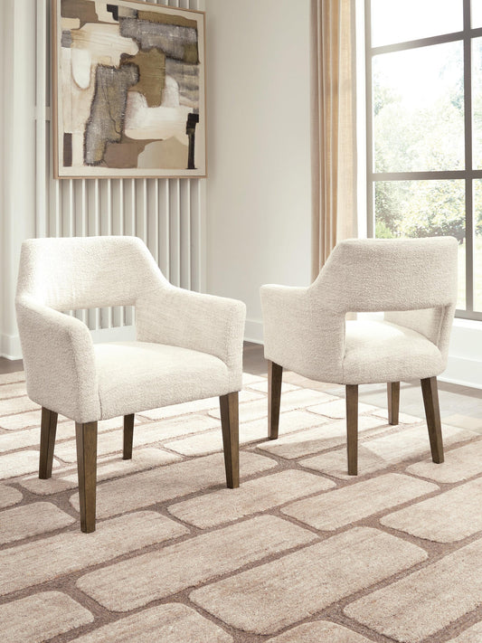 Marxmore Dining UPH Arm Chair (2/CN) Benchcraft®