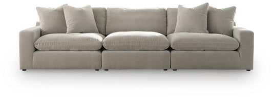 Maxton Heights 3-Piece Sectional Sofa Benchcraft®