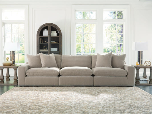 Maxton Heights 3-Piece Sectional Sofa Benchcraft®