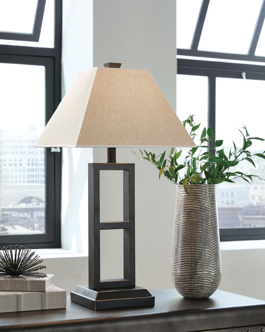Deidra Metal Table Lamp (2/CN) Signature Design by Ashley®