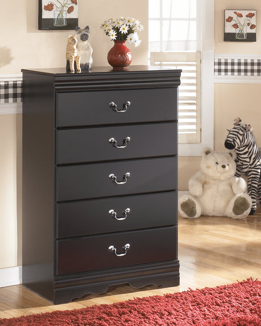 Huey Vineyard Five Drawer Chest Signature Design by Ashley®