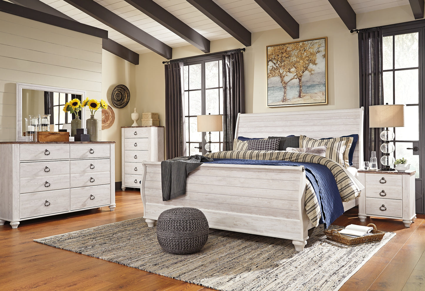 Willowton Queen Sleigh Bed Signature Design by Ashley®