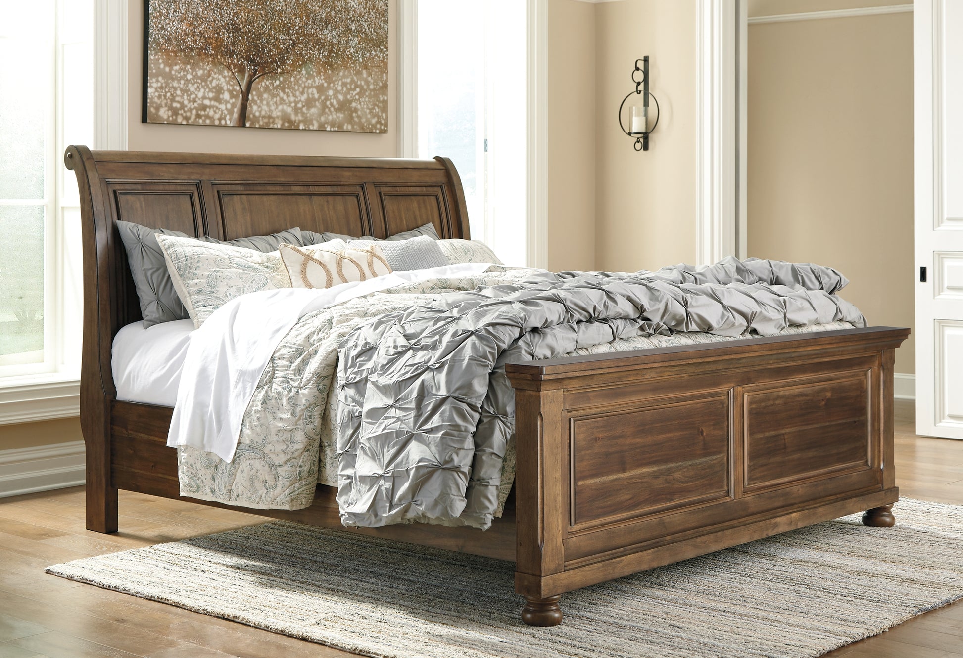 Robbinsdale  Sleigh Bed Signature Design by Ashley®