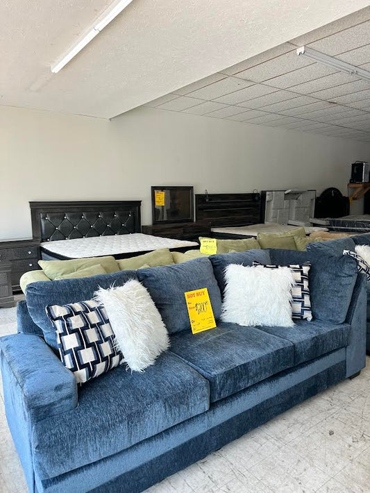 New Odd Sectional Piece Trading Post