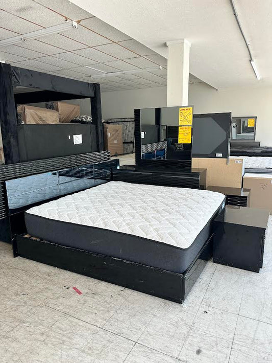 Used King Mirror Bedroom Set Trading Post
