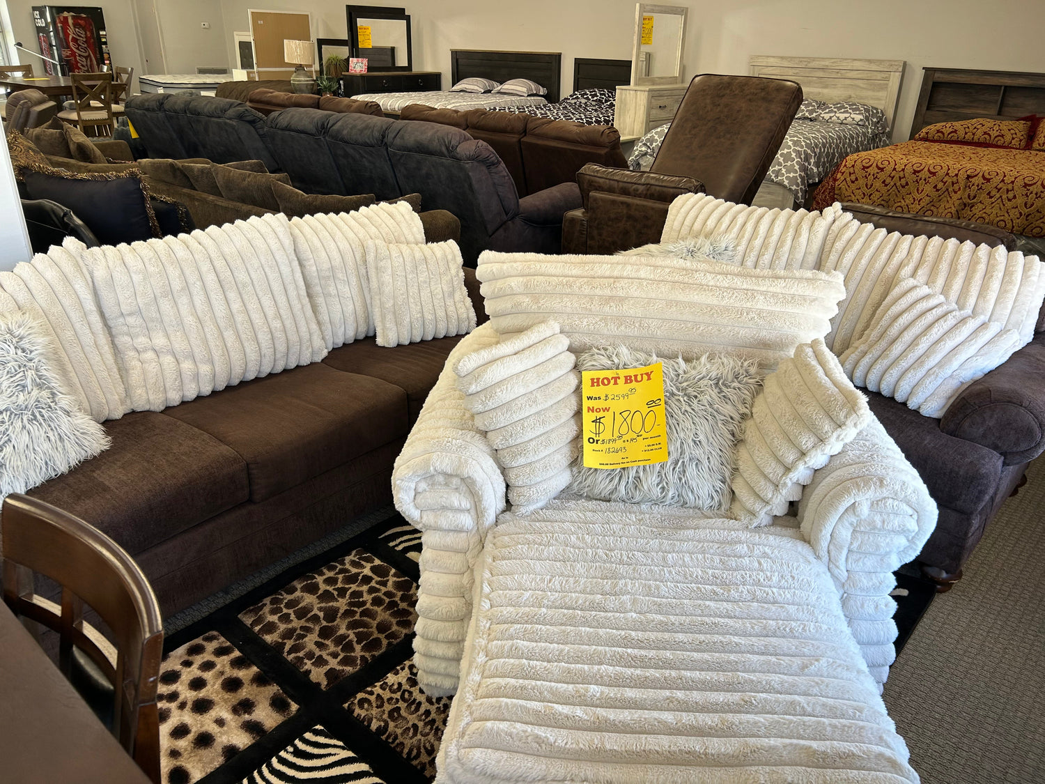 Hot Buy > Pelham