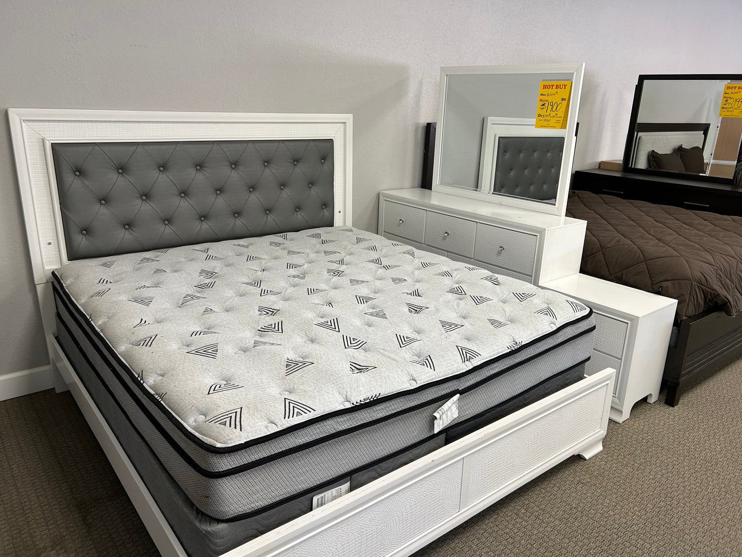 White Used Bedroom Set Ashley Furniture