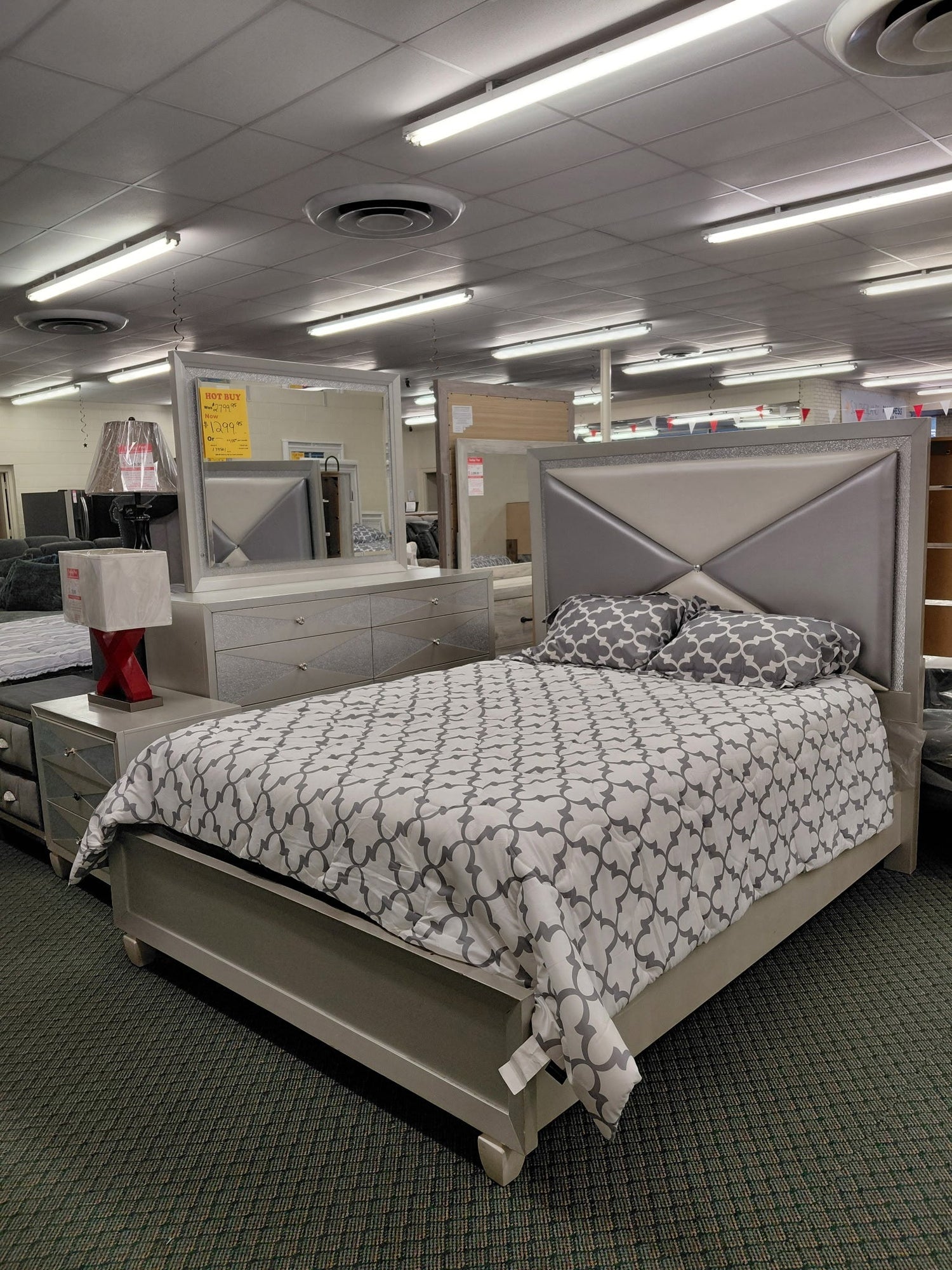 Hot Buy > Moultrie