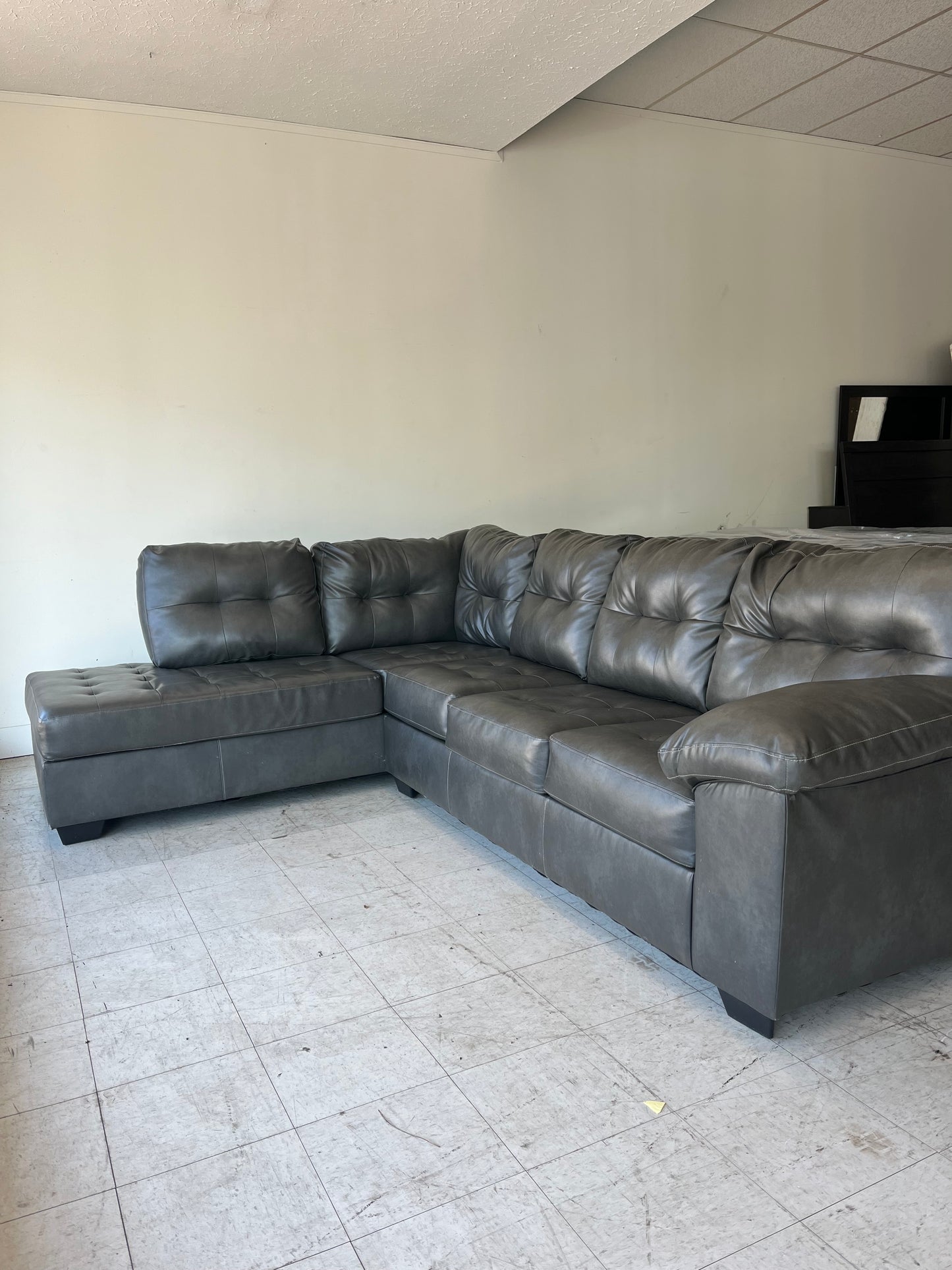 2010267 Grey Sectional Trading Post 