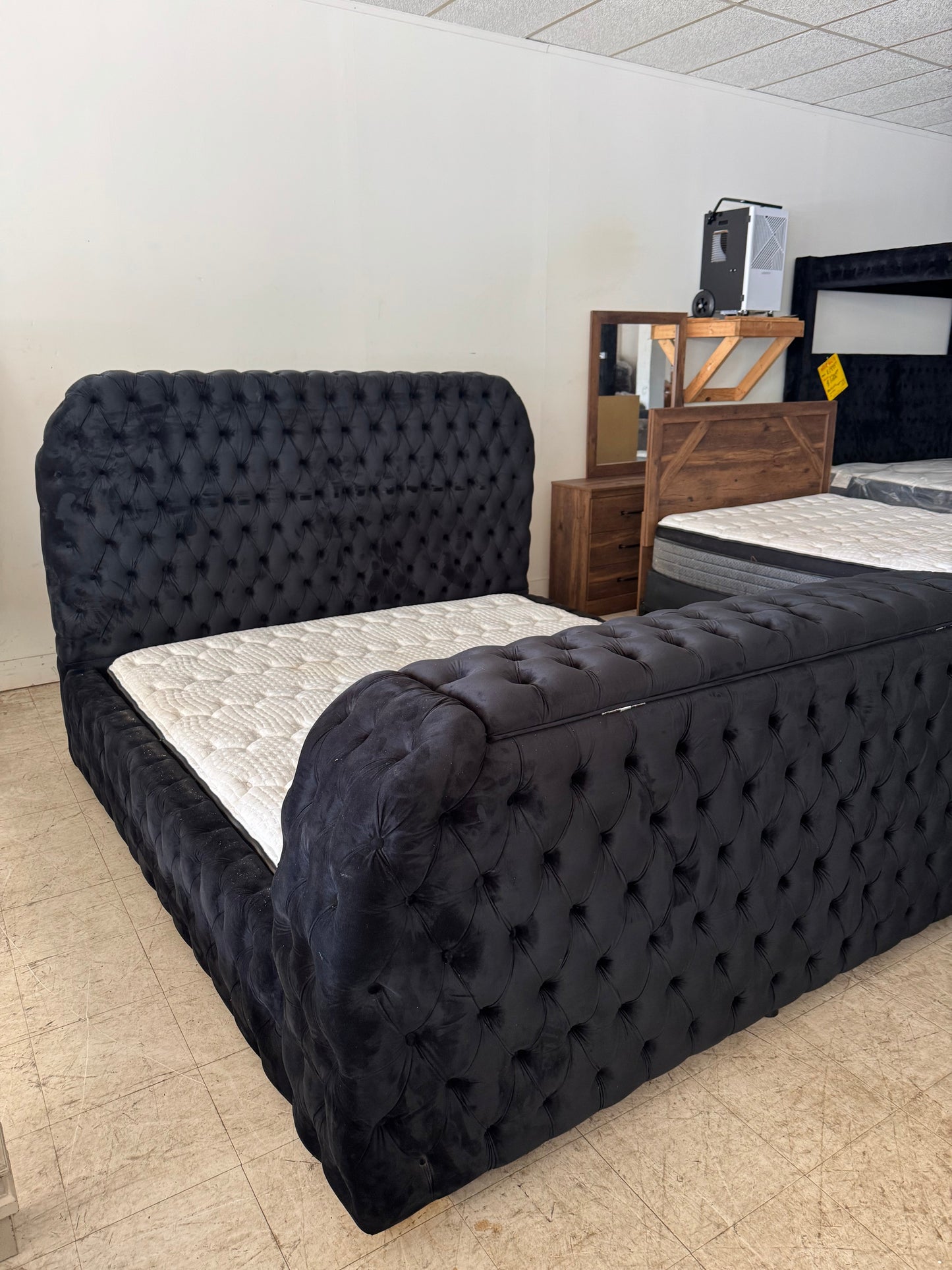 Used King Black TV Bedroom Set Trading Post