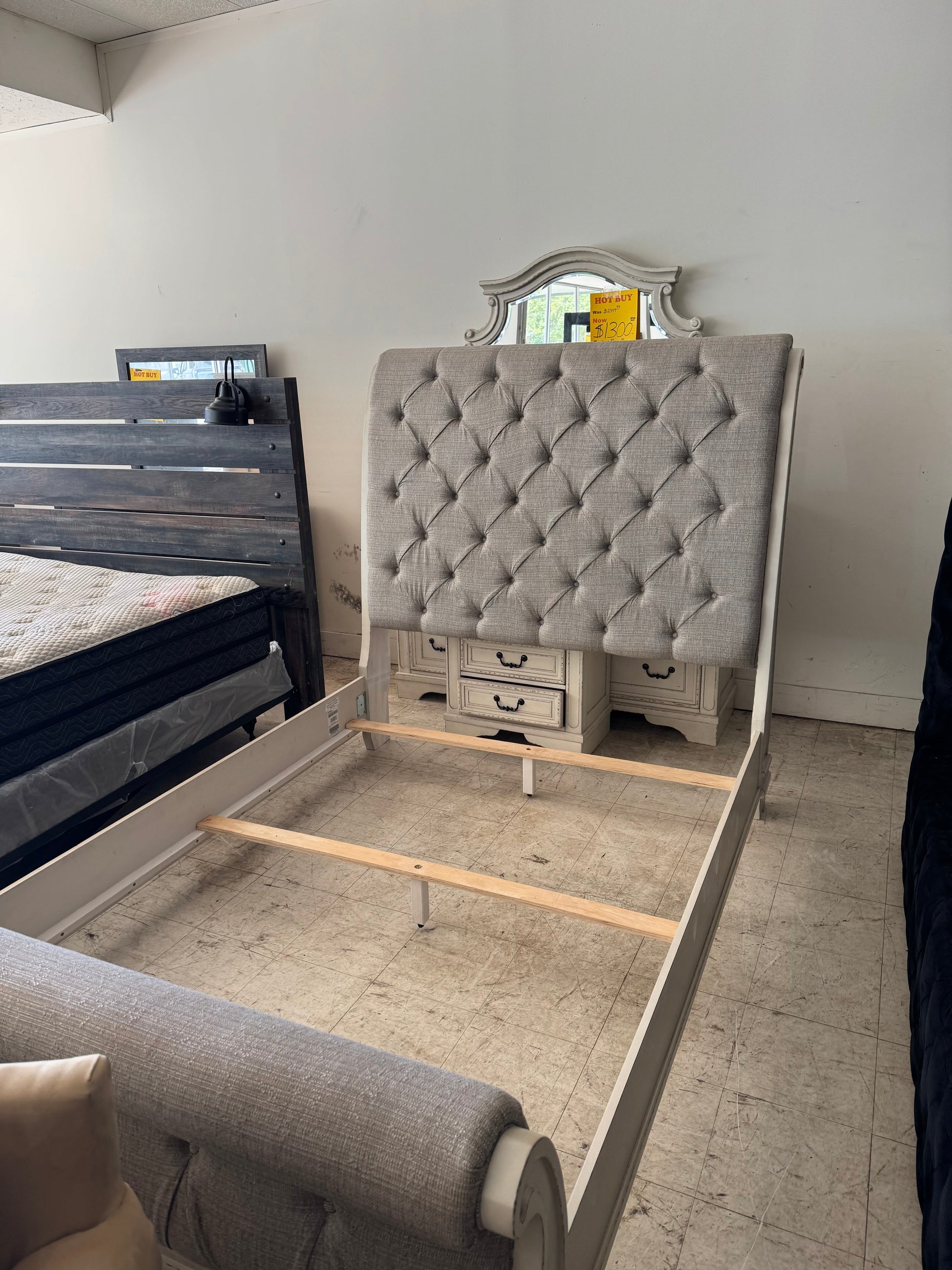 Used White Upholstered Bedroom Set Trading Post
