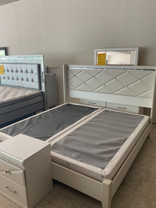 Pearl Used Bedroom Set Ashley Furniture