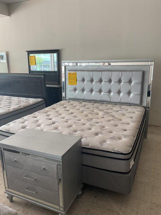 Gray Used New Classic Bedroom Set New Classic Furniture
