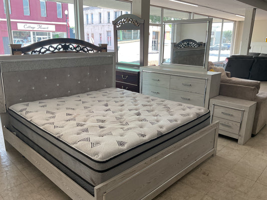 White Sparkling Used King Bedroom Set Ashley Furniture
