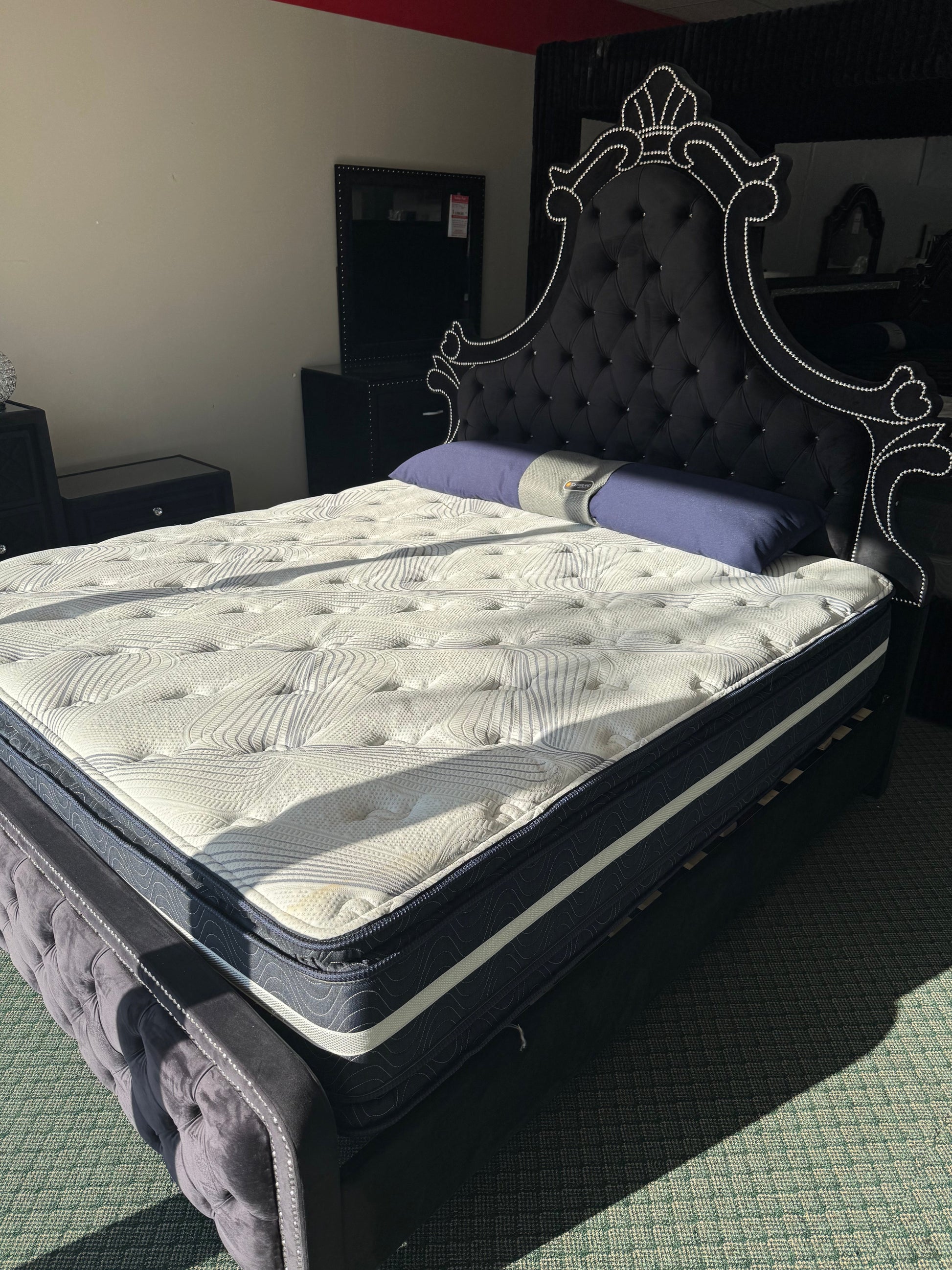 New Majesty Black Bedroom Set Trading Post
