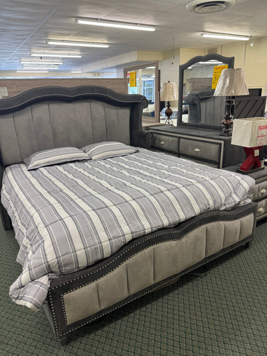 Used King Grey Bedroom Set Trading Post