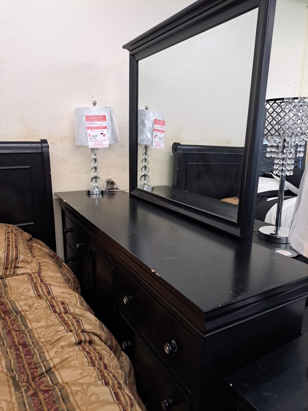 Black Used Sleigh Bedroom Set New Classic Furniture