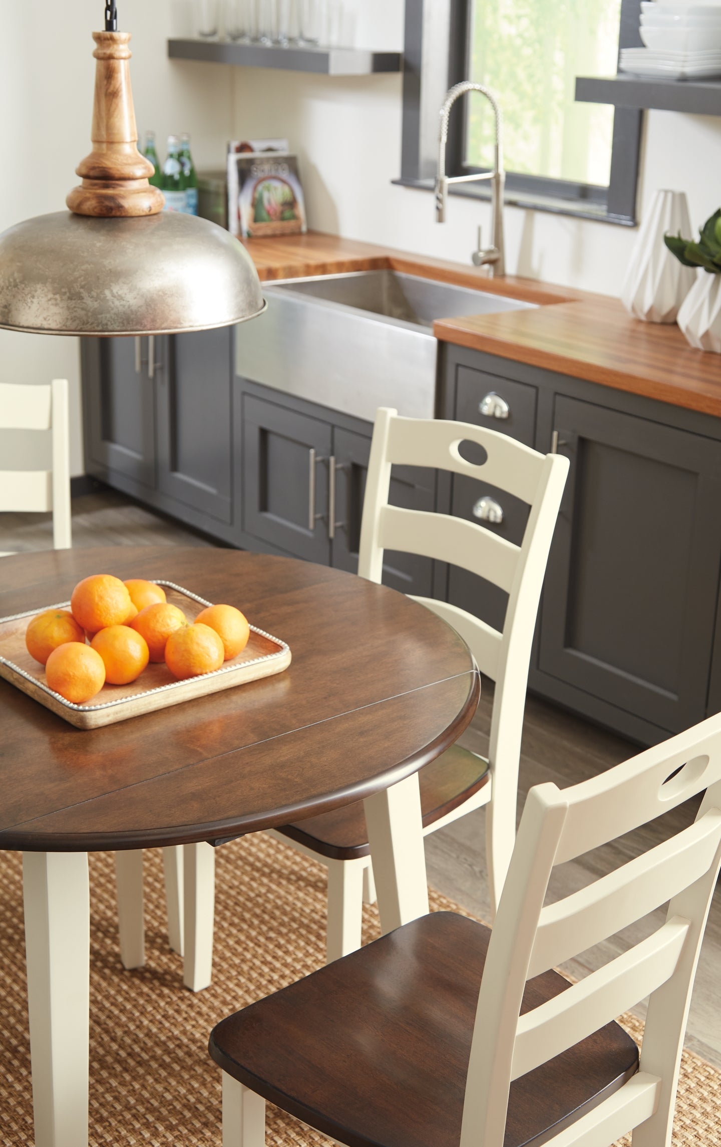 Woodanville Round DRM Drop Leaf Table Signature Design by Ashley®