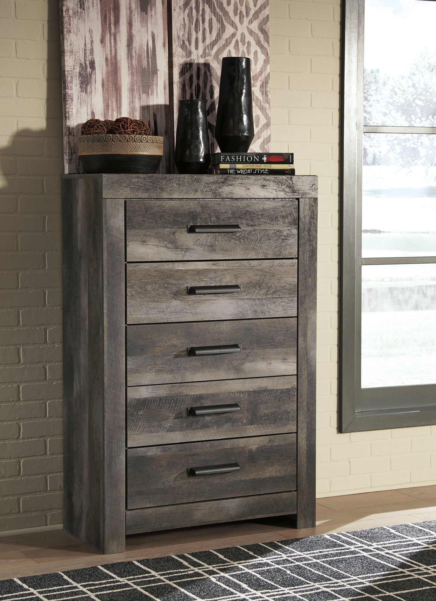 Wynnlow Five Drawer Chest Signature Design by Ashley®