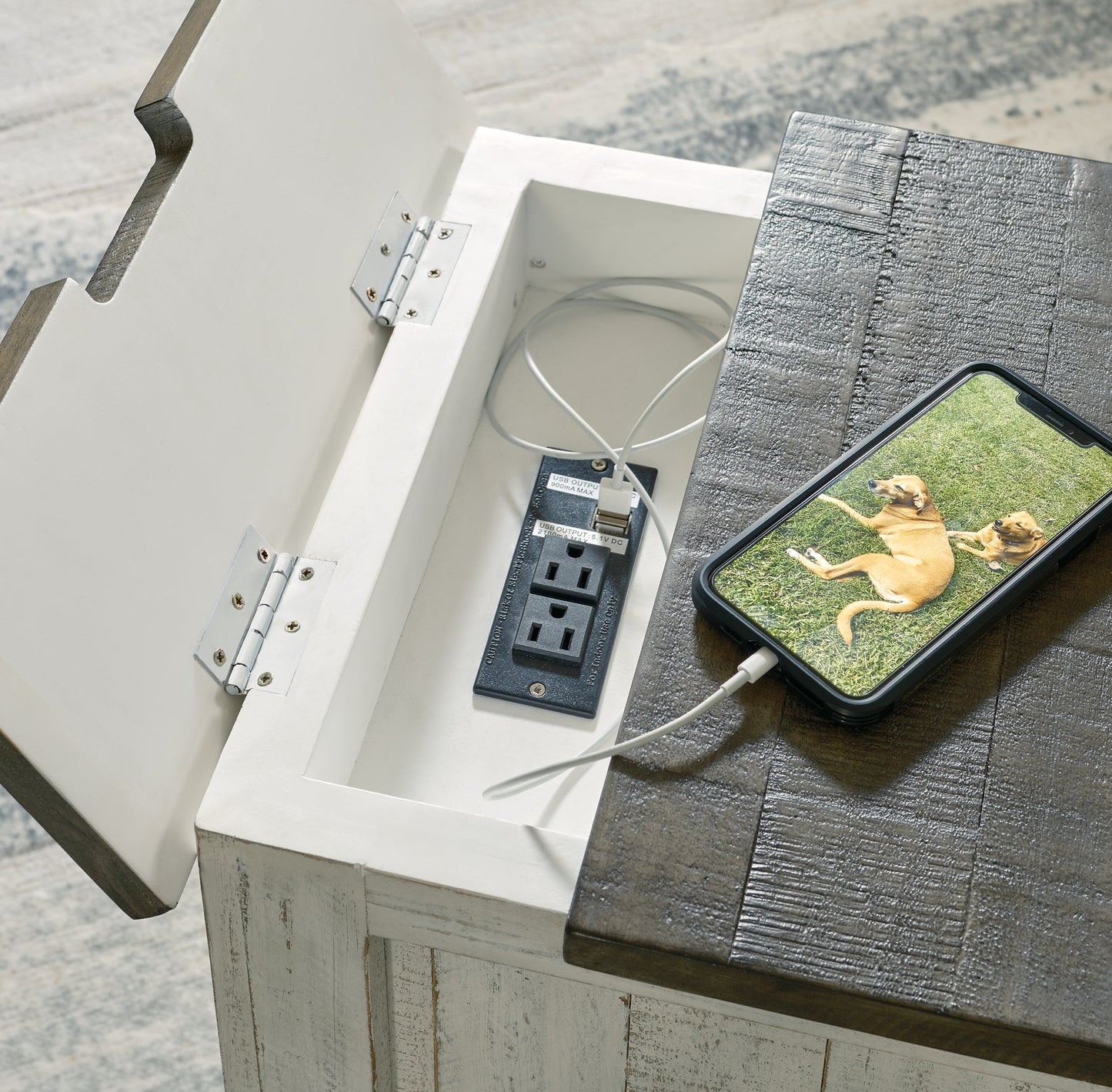 Havalance Chair Side End Table Signature Design by Ashley®