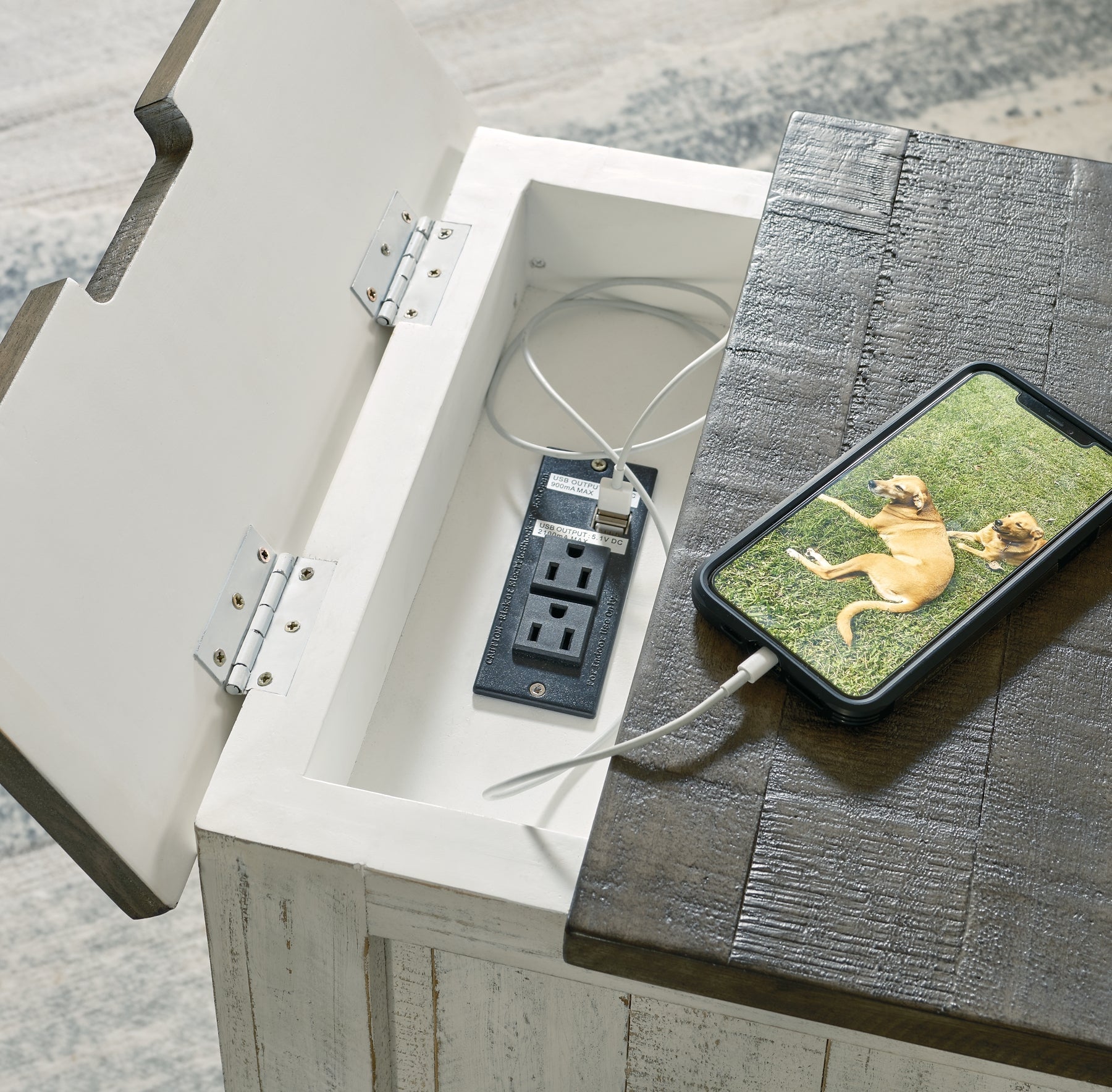 Havalance Chair Side End Table Signature Design by Ashley®